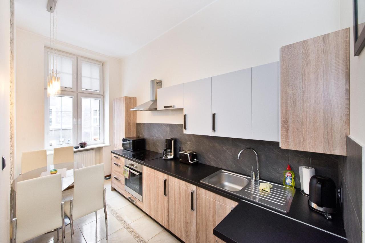 Gdanskie Apartamenty - Apartamenty Na Sw Ducha - Gdanskie Poddasza Z Jacuzzi I De Luxe Exterior foto