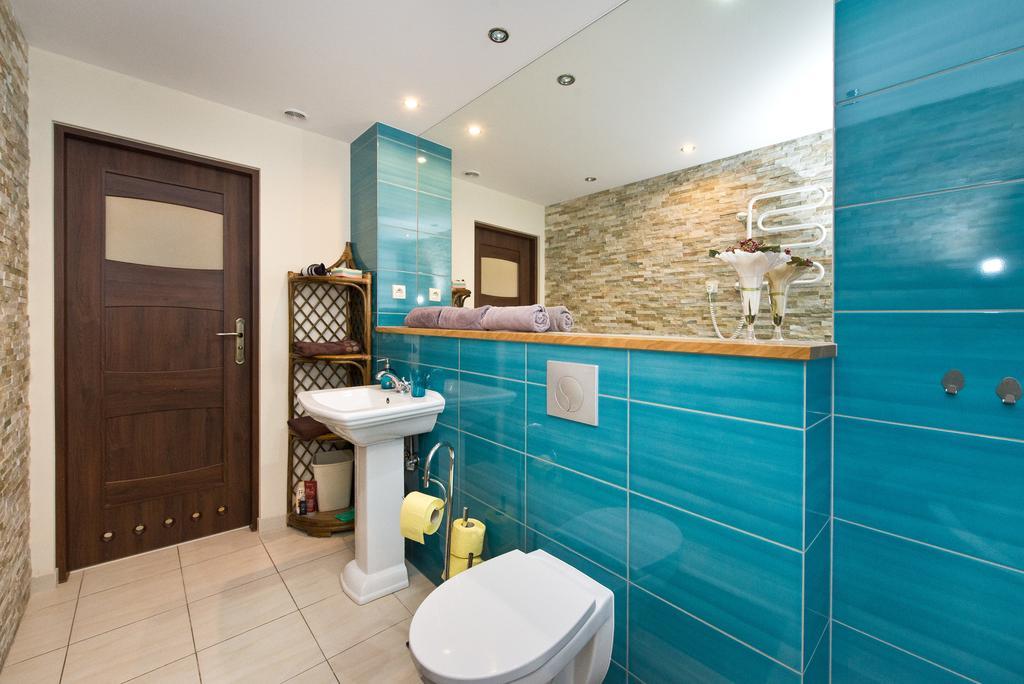 Gdanskie Apartamenty - Apartamenty Na Sw Ducha - Gdanskie Poddasza Z Jacuzzi I De Luxe Zimmer foto