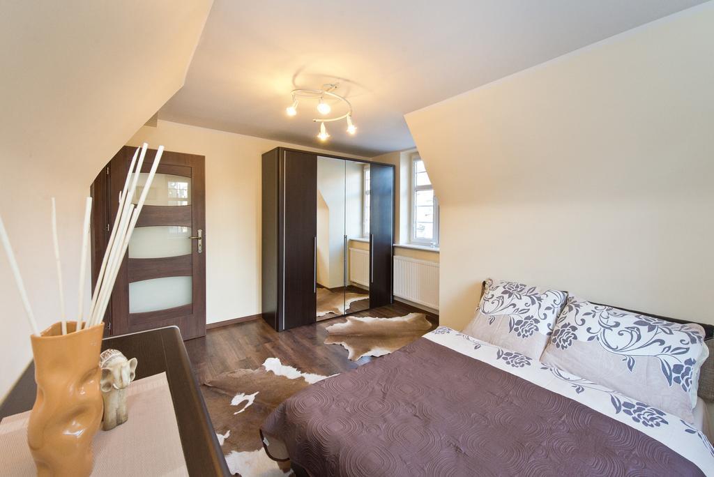 Gdanskie Apartamenty - Apartamenty Na Sw Ducha - Gdanskie Poddasza Z Jacuzzi I De Luxe Zimmer foto